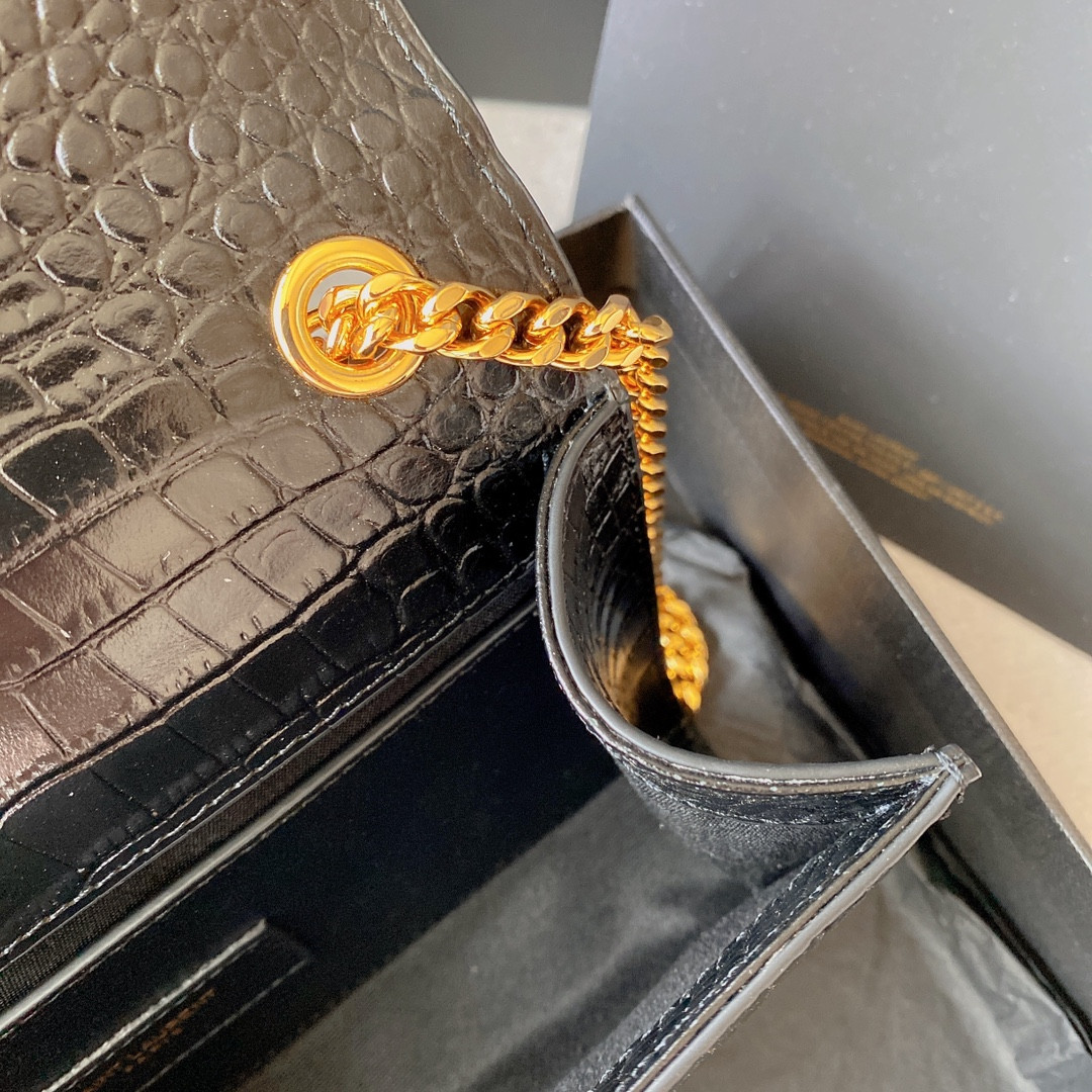 Y51 KATE SMALL IN GRAIN DE POUDRE EMBOSSED LEATHER BLACK 7.8 X 4.9 X 1.9 INCHES