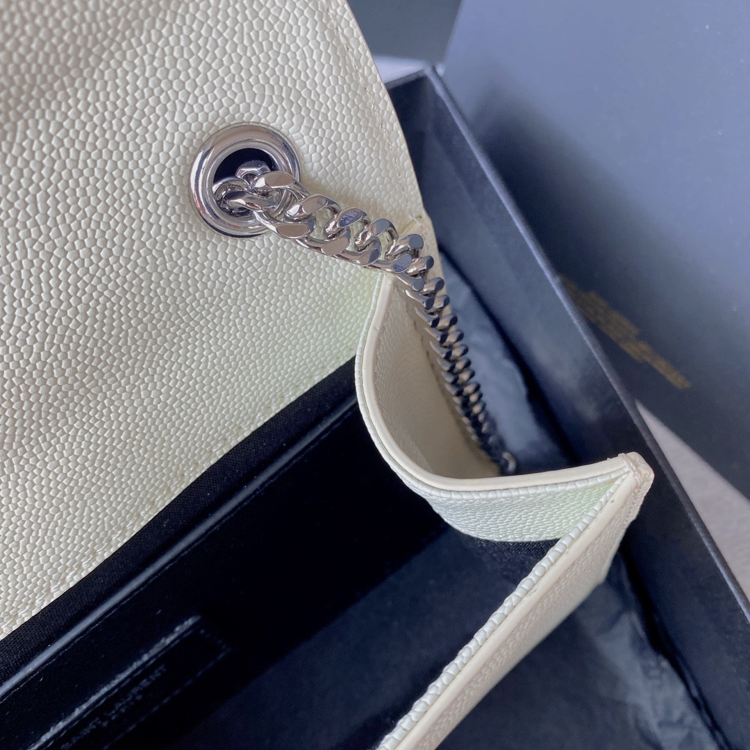 Y51 KATE SMALL IN GRAIN DE POUDRE EMBOSSED LEATHER WHITE SILVER 7.8 X 4.9 X 1.9 INCHES