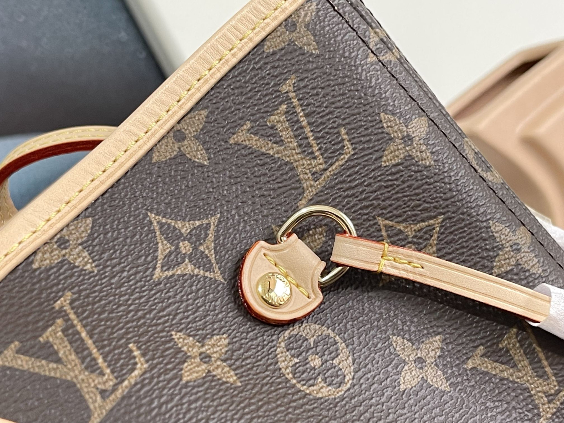 L0vis Vvtt0n M41178  Neverfull MM 12.6 x 11.4 x 6.7 inches Without Box