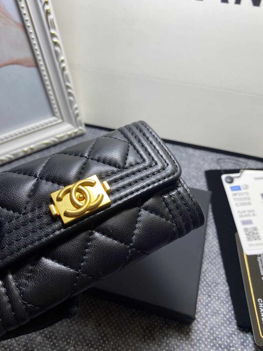 Ch**el FLAP WALLET 12-7CM