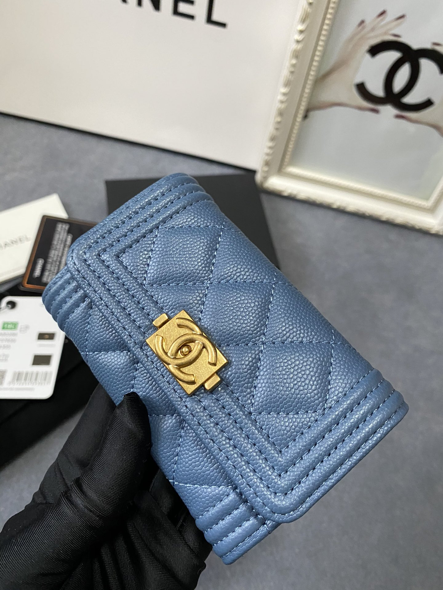 Ch**el FLAP WALLET 12-7CM