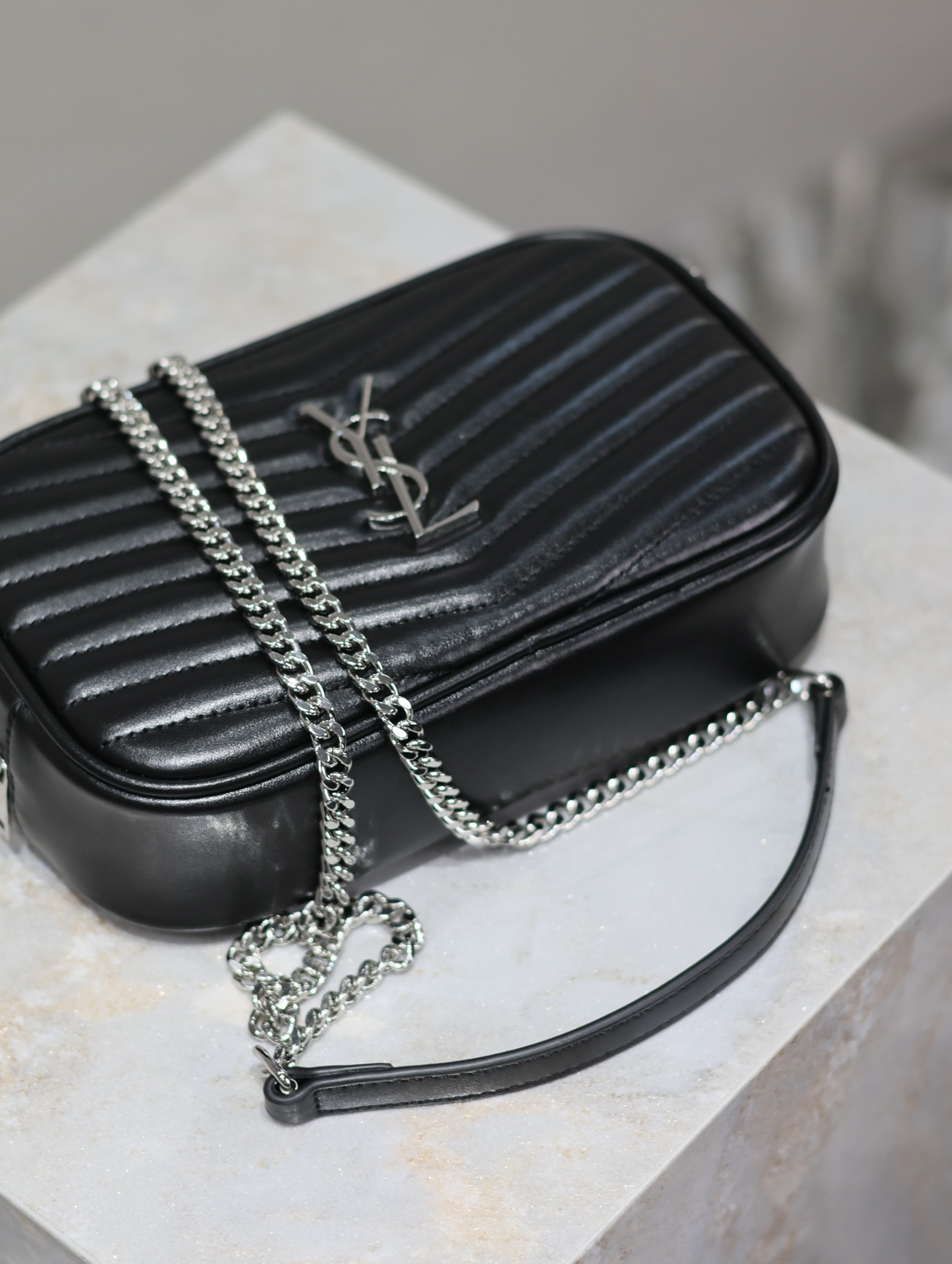 Y51 MINI LOU IN QUILTED LEATHER 7.5 X 4.1 X 2 INCHES