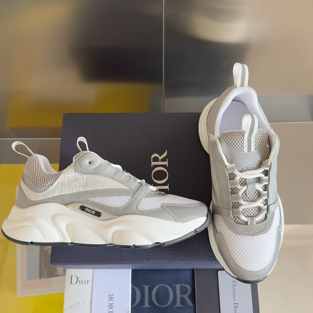 UA D10r B22 white Sneaker