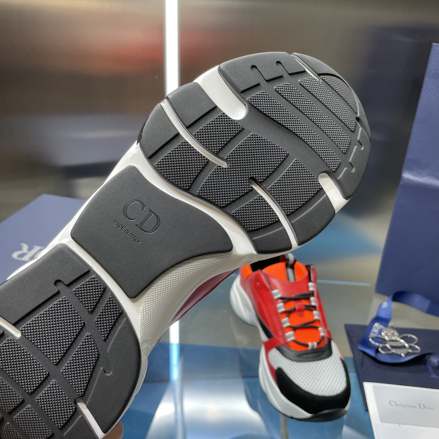 UA D10r B22 red Sneaker