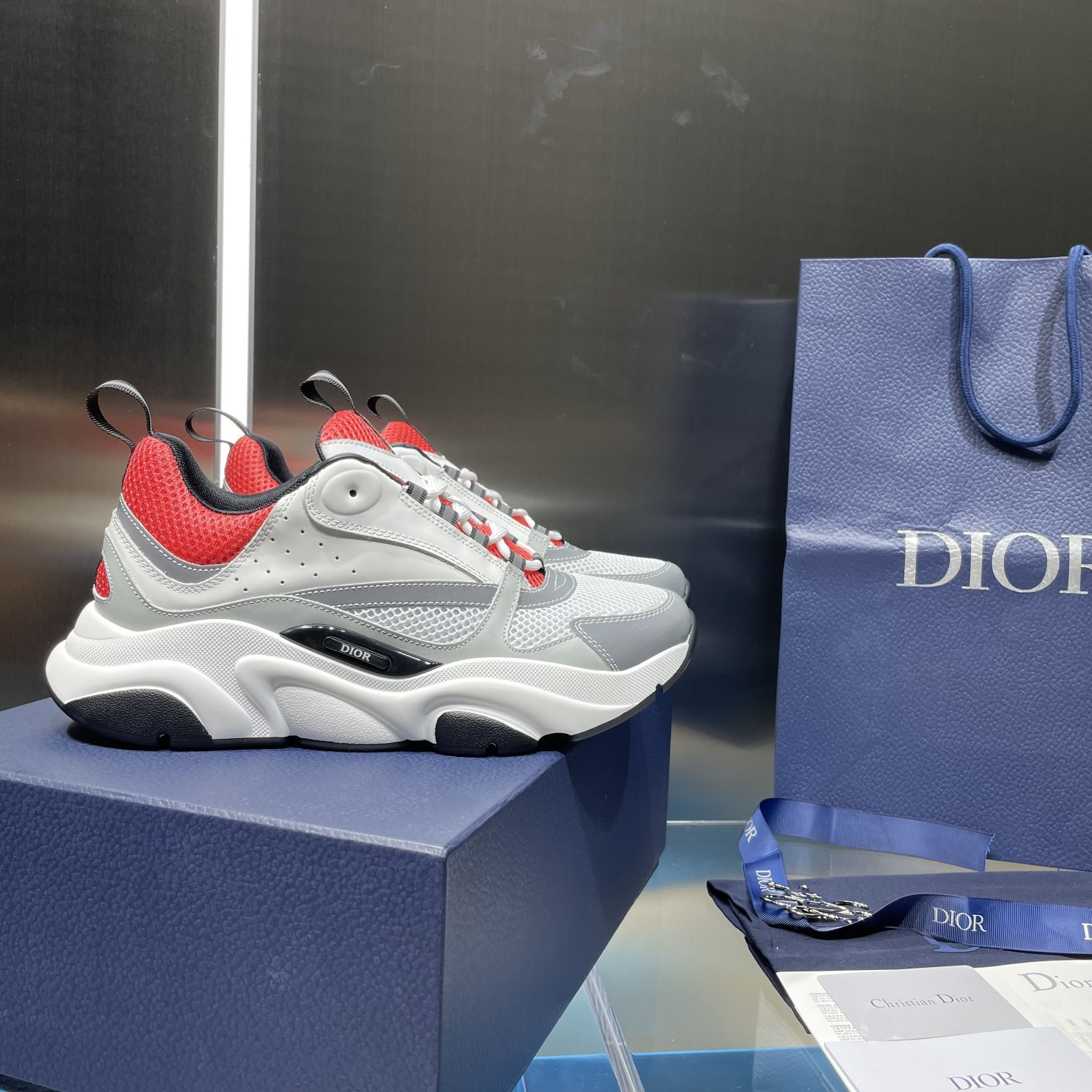 UA D10r B22 white and red Sneaker