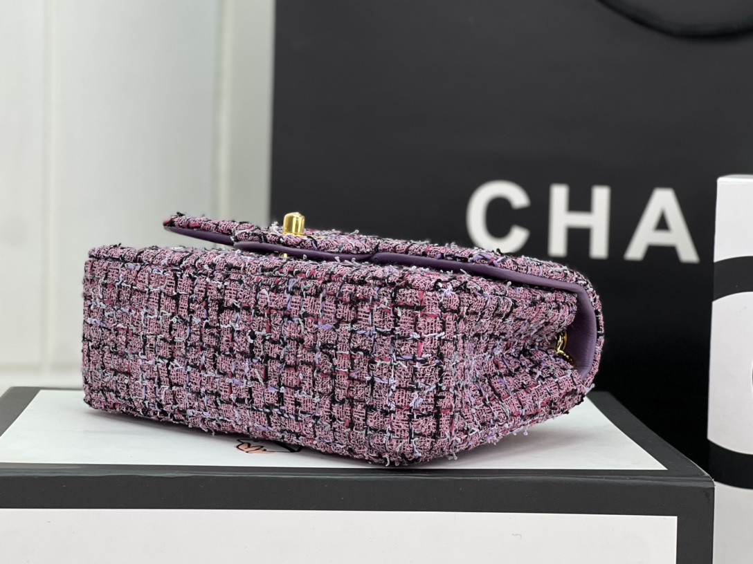 Ch**el MINI CLASSIC 11.12 HANDBAG Tweed & Gold-Tone Metal 4.7 × 7.8 × 2.3 in