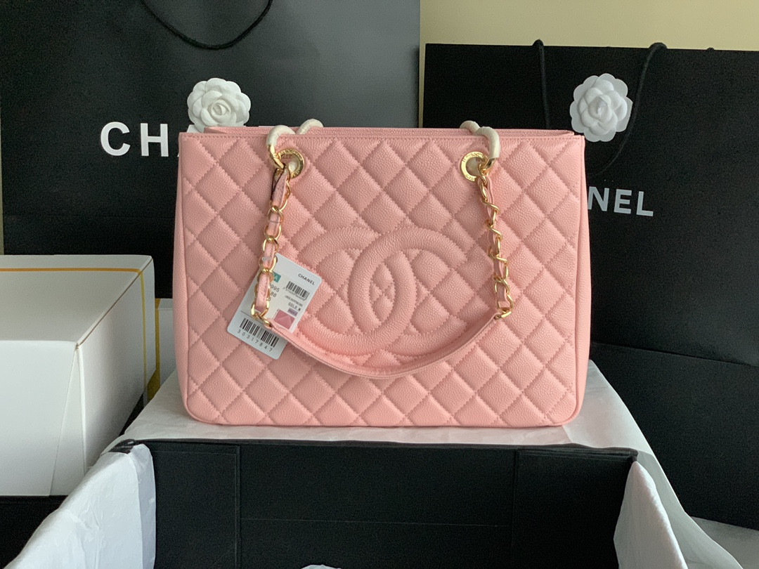 Ch**el GST CAVIAR LEATHER HARDWARE 24X33X13CM