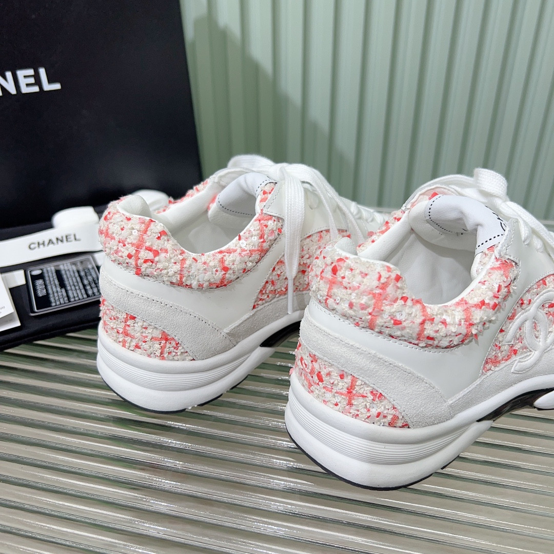 UA Ch**el SNEAKERS Tweed