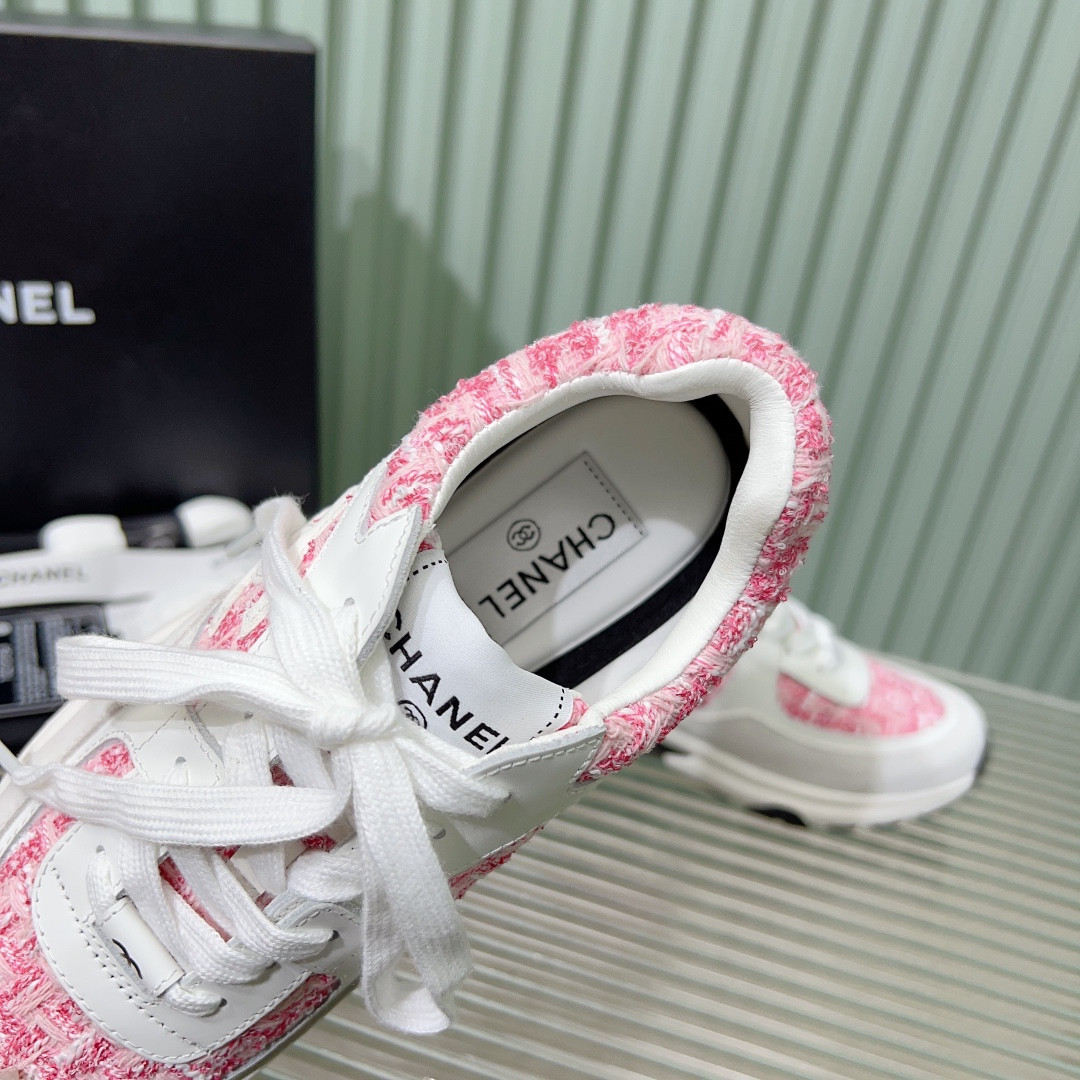 UA Ch**el SNEAKERS Tweed
