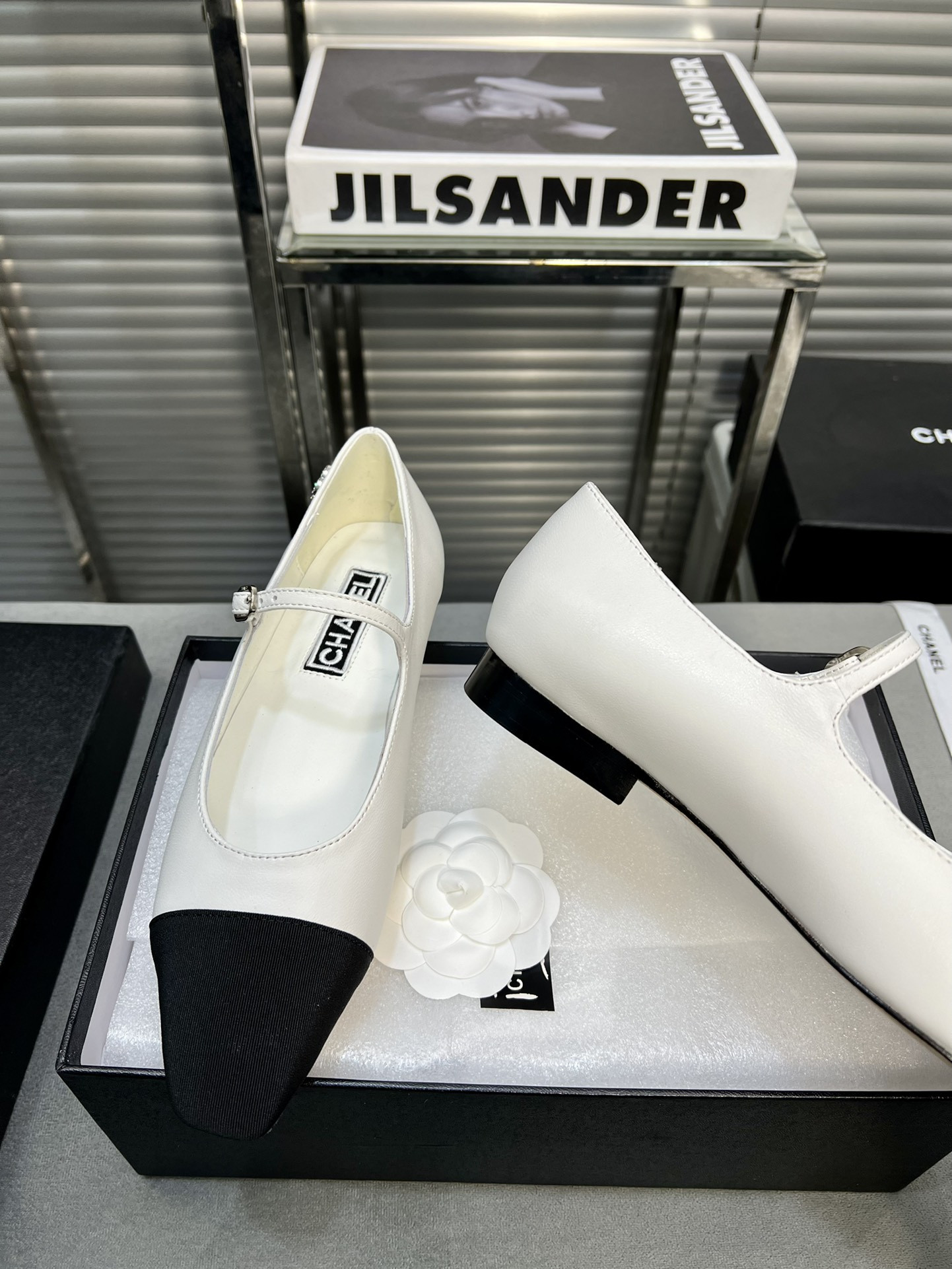 UA Ch**el MARY JANES  Lambskin
