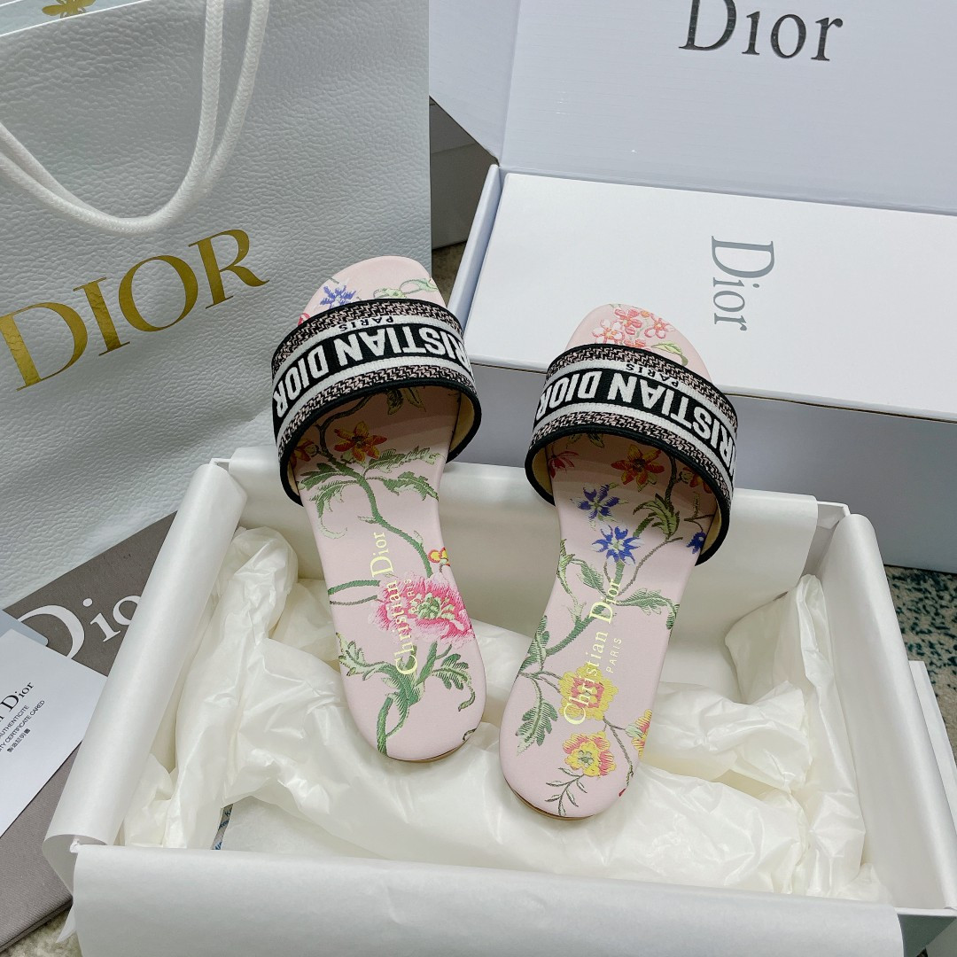 UA D10r Dway Slide