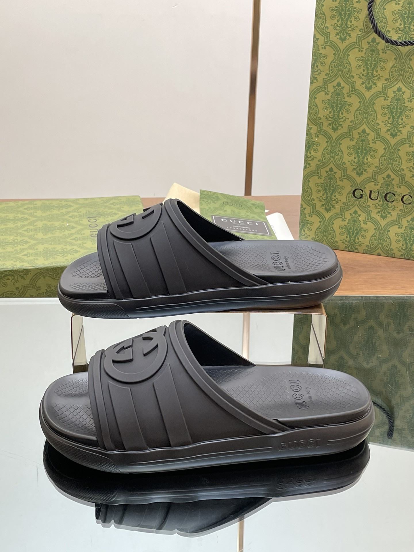 UA Gvc*1 INTERLOCKING G SLIDE SANDAL