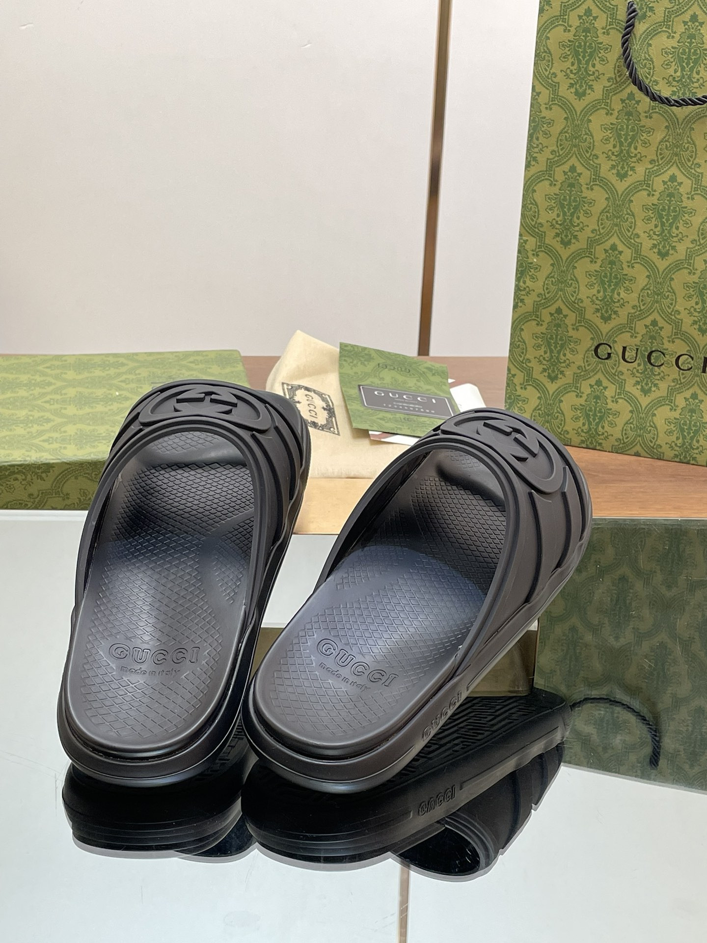 UA Gvc*1 INTERLOCKING G SLIDE SANDAL