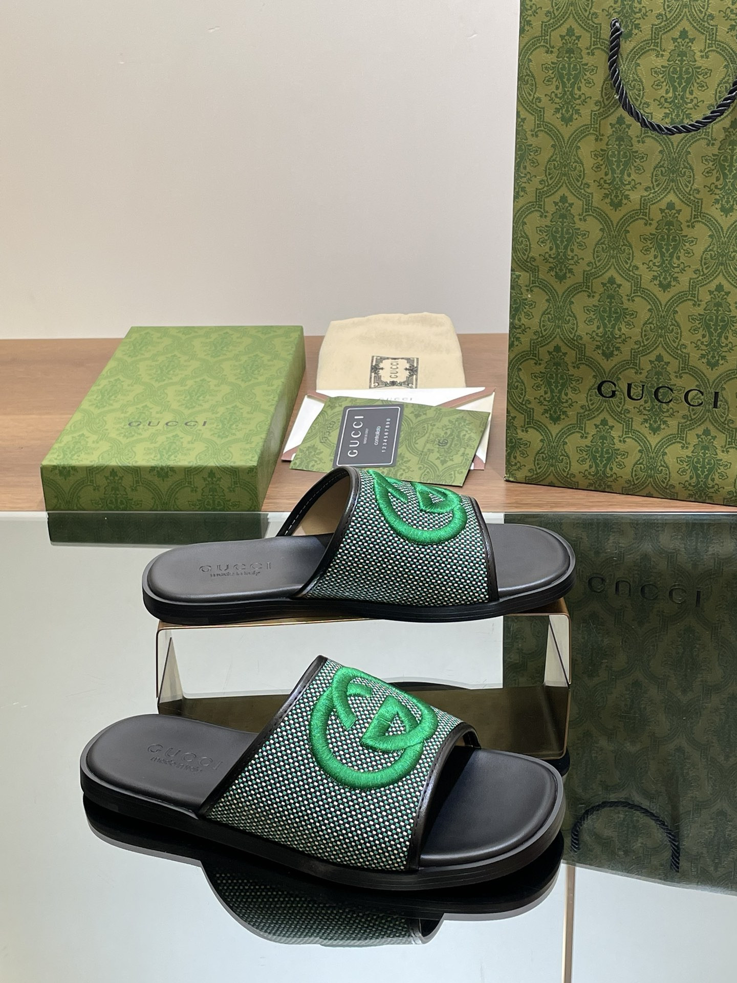 UA Gvc*1 INTERLOCKING G SLIDE SANDAL
