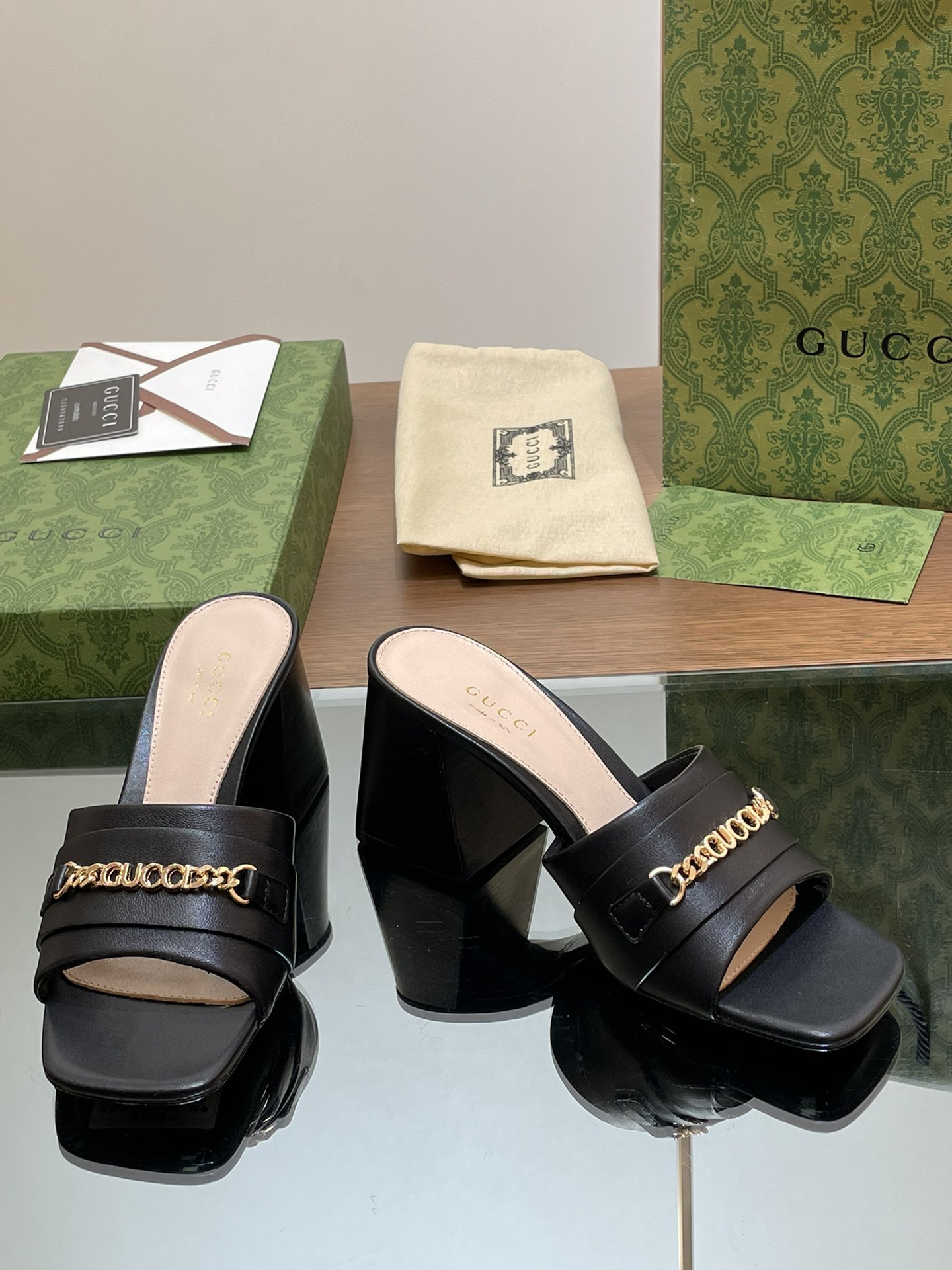 UA Gvc*1 SIGNORIA SLIDE SANDAL