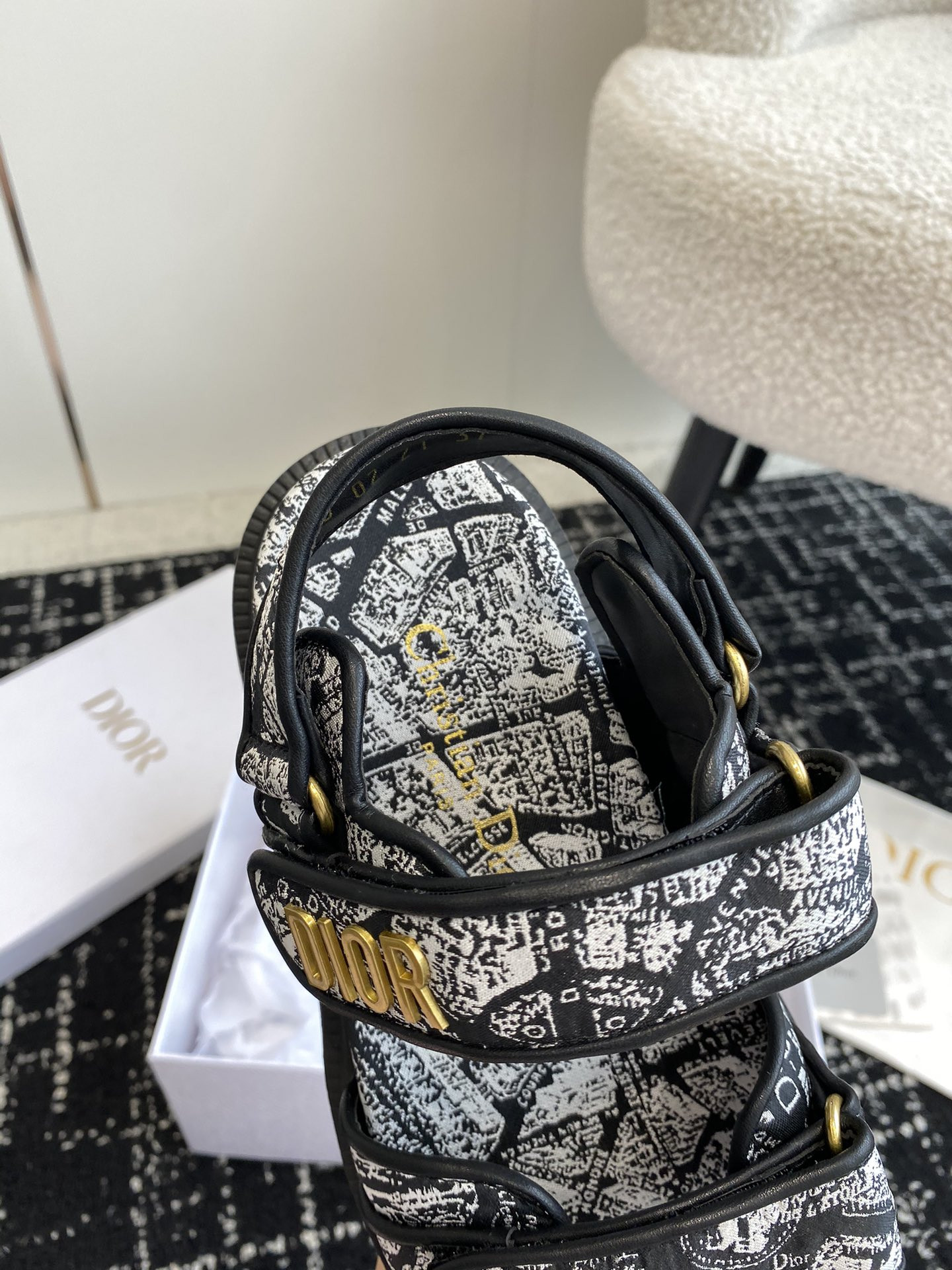 UA D10ract Sandal