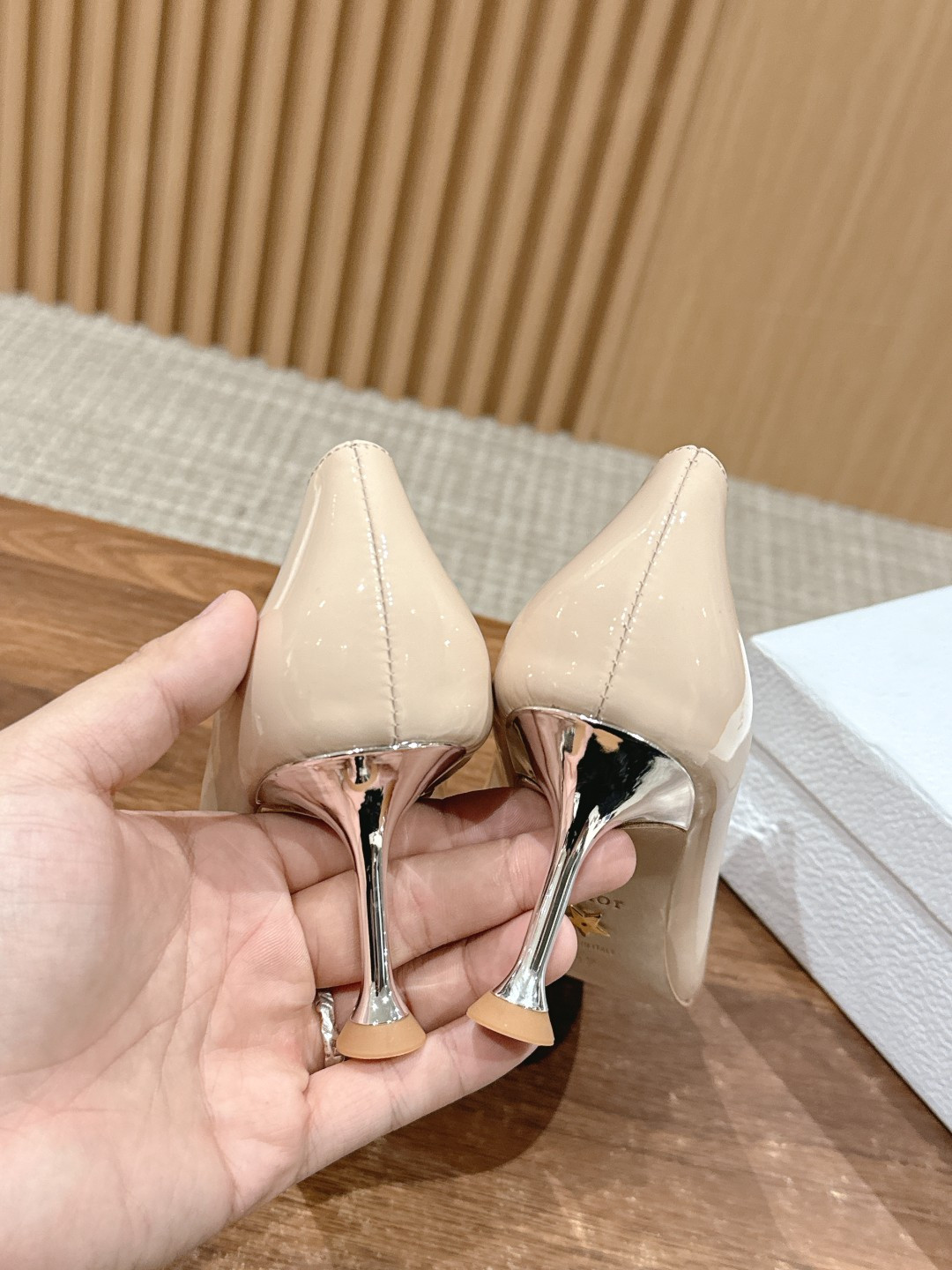 UA Chr1st1an D10r La Parusienne Pump