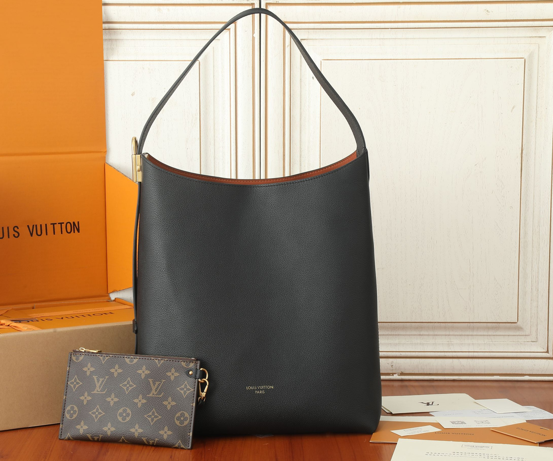 LV Low Key Hobo MM M24856 12.2 x 13.8 x 7.1 in