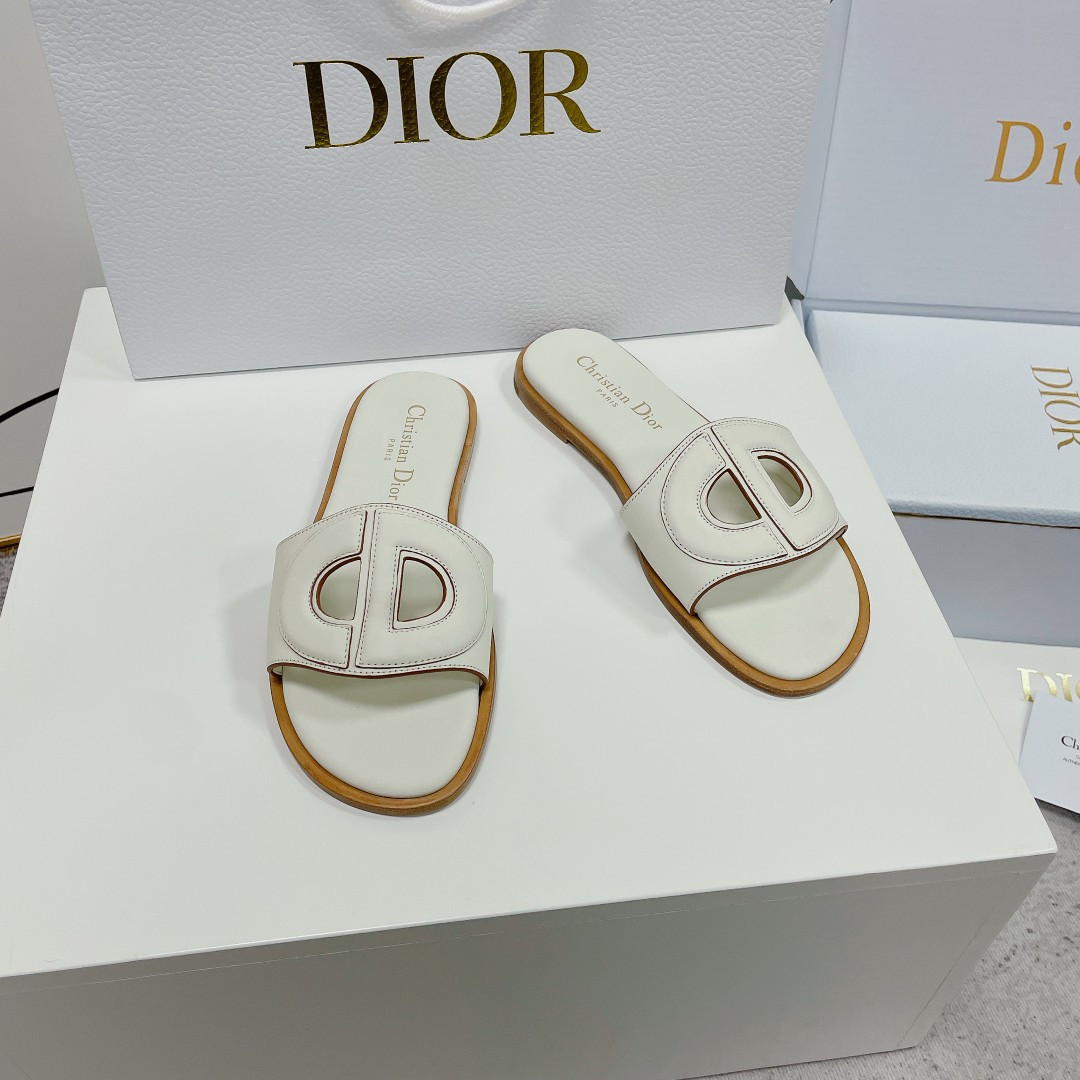 UA D10r D-Club Slide White