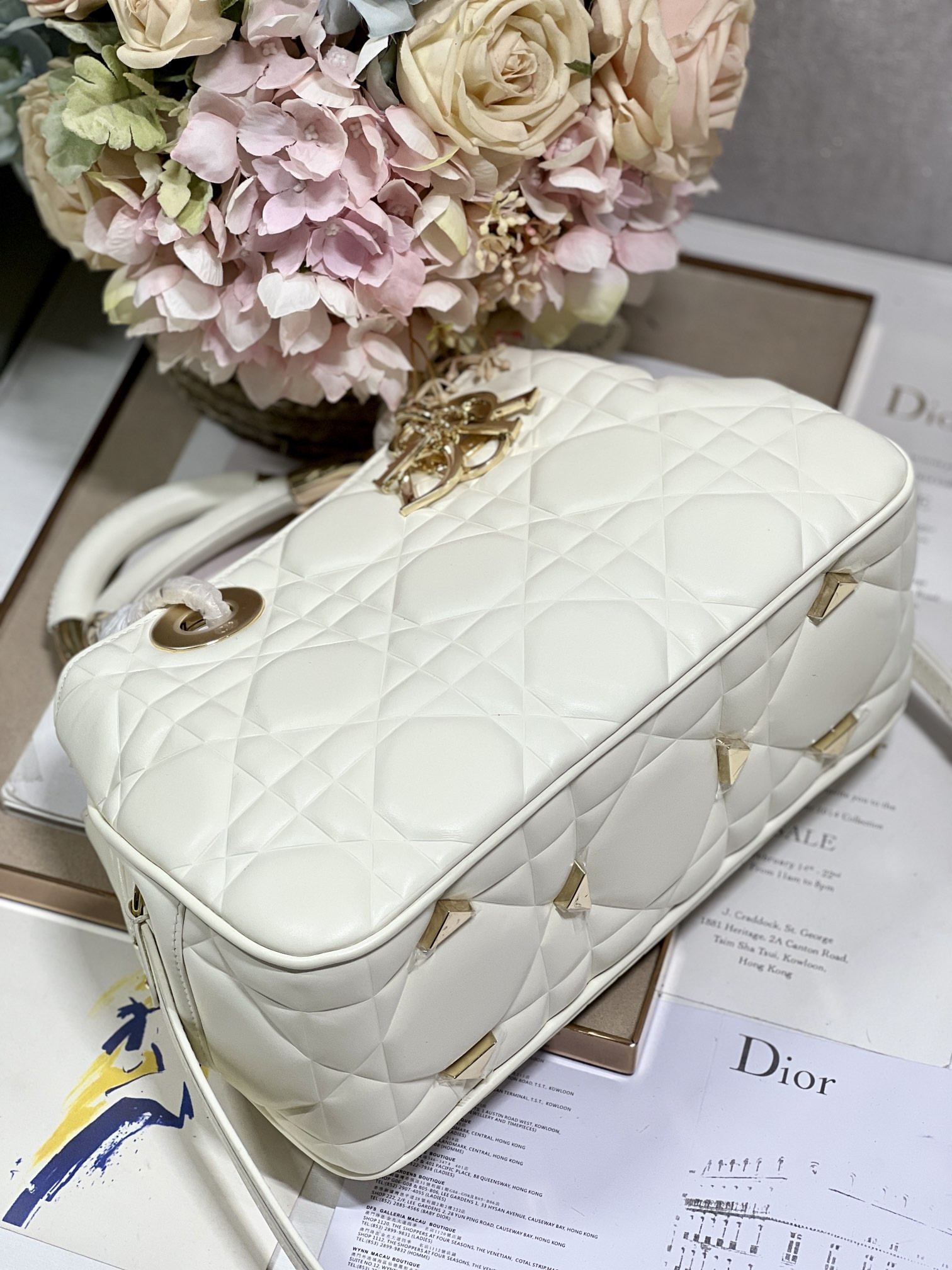Lady D10r 95•22 30×18.5×11.5cm