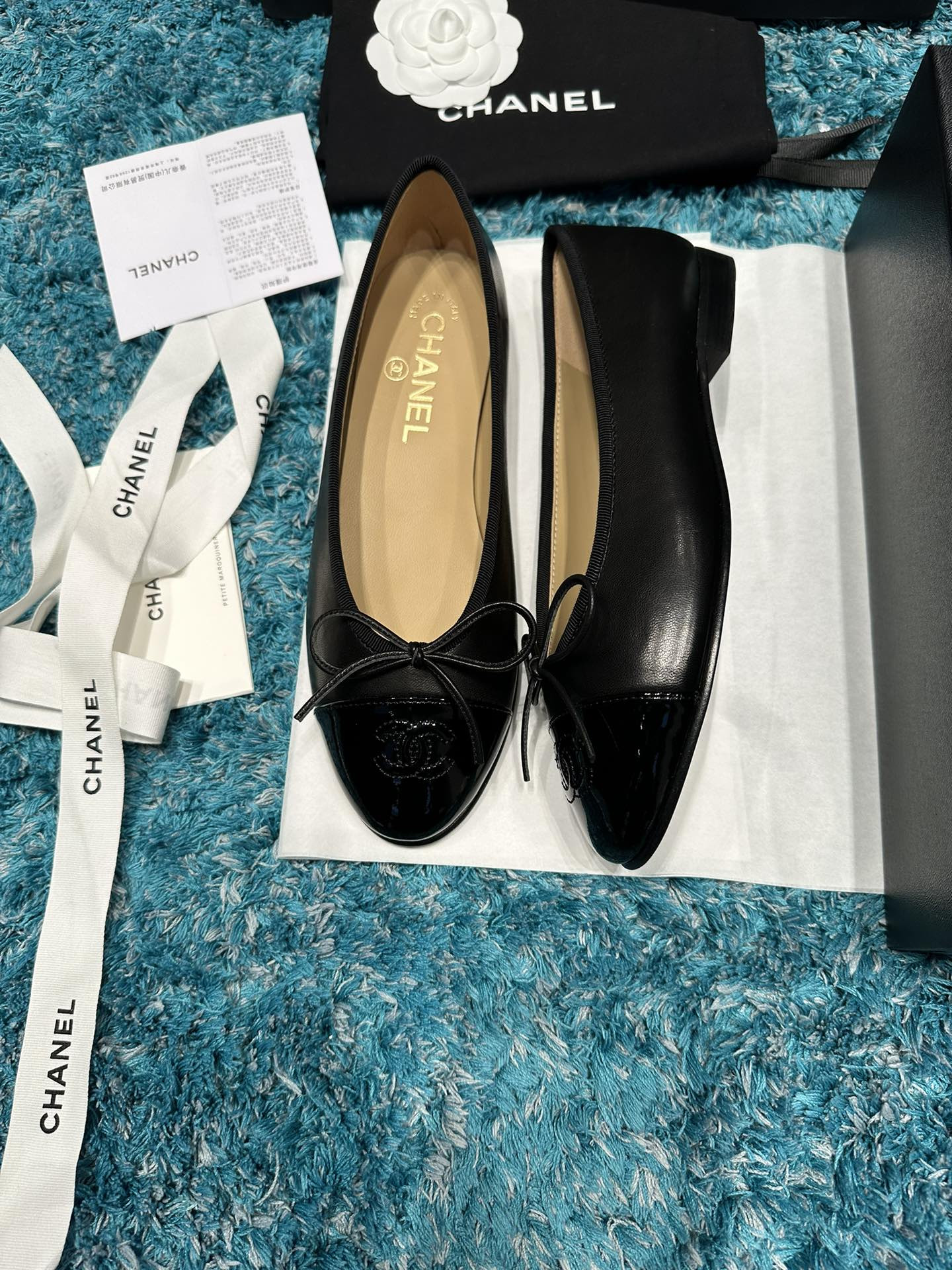 UA Ch**el BALLET FLATS