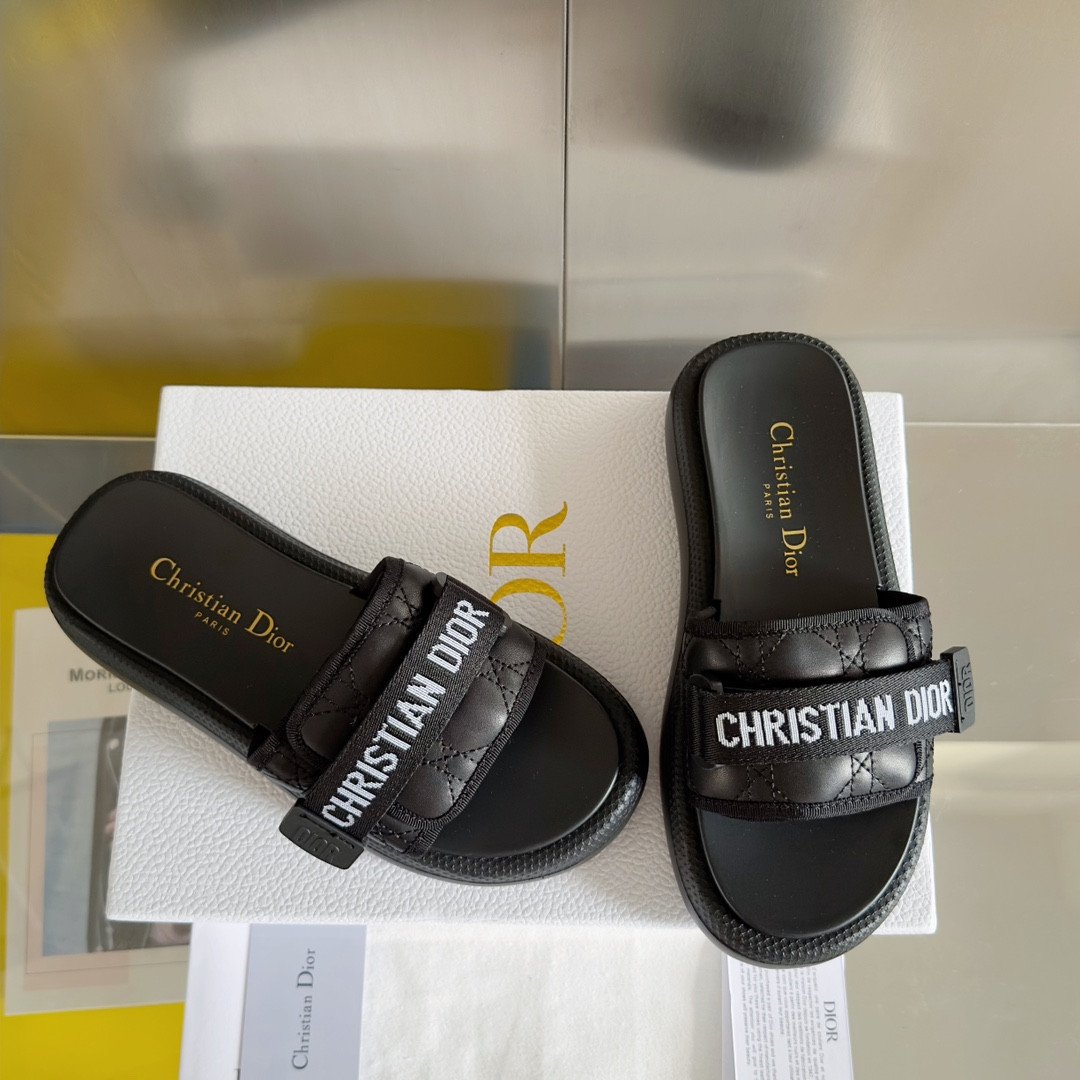 UA D10riviera Dio(r)evolution Slide Black