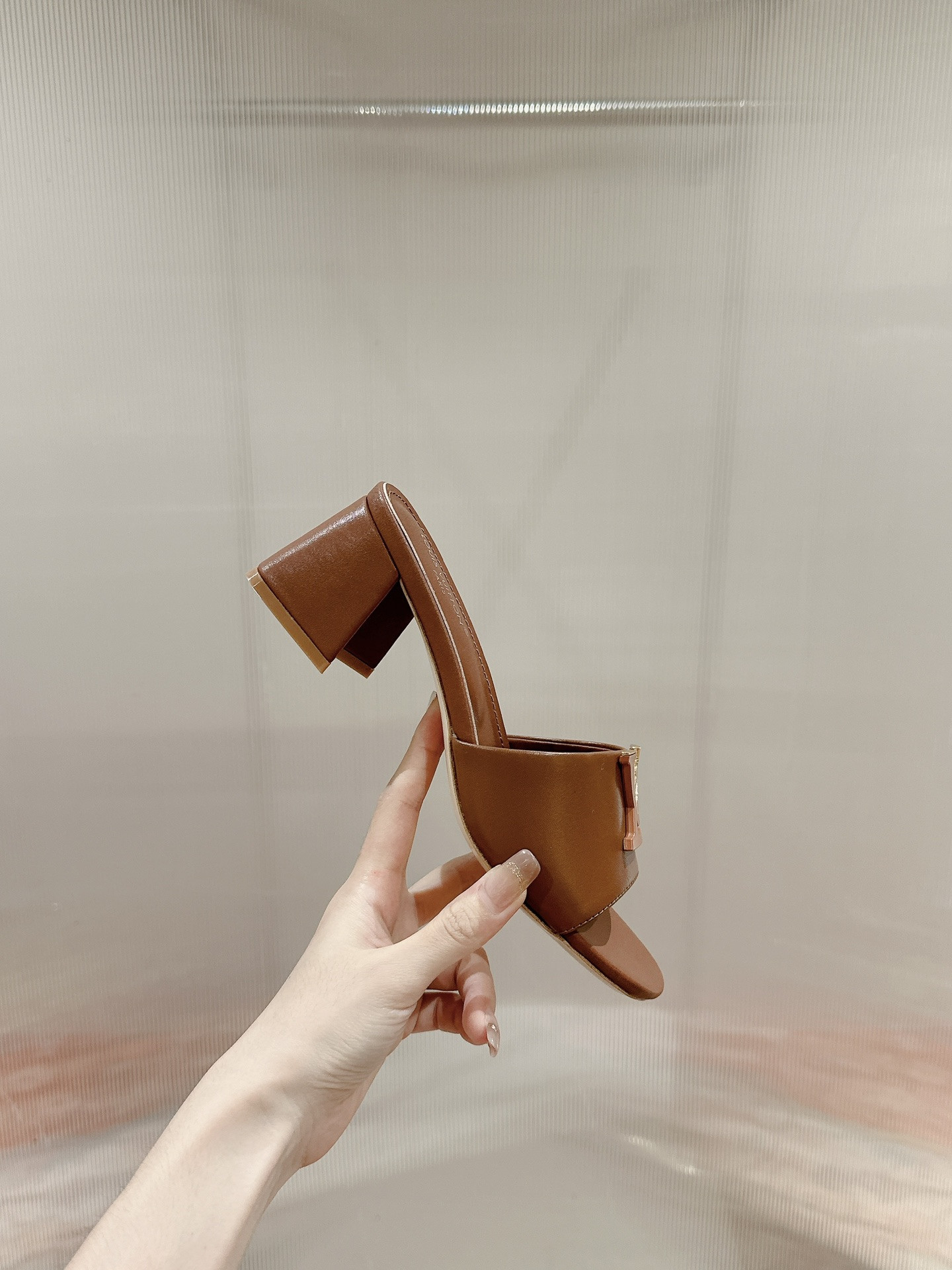 UA LV Capri Mule