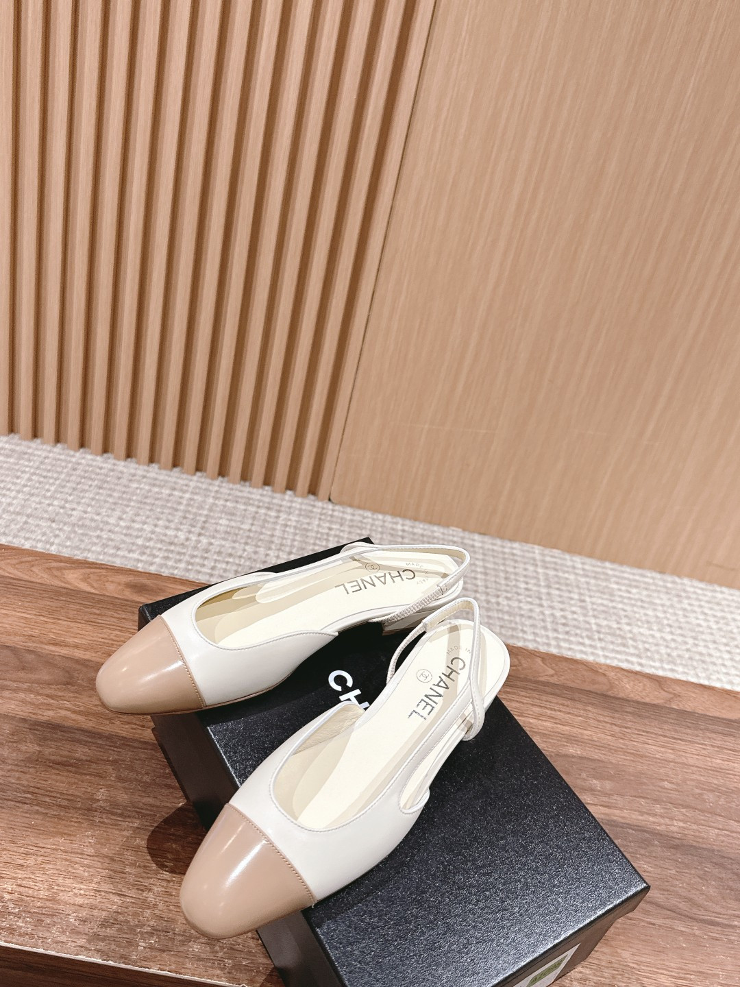 UA Ch**el SLINGBACKS FLAT