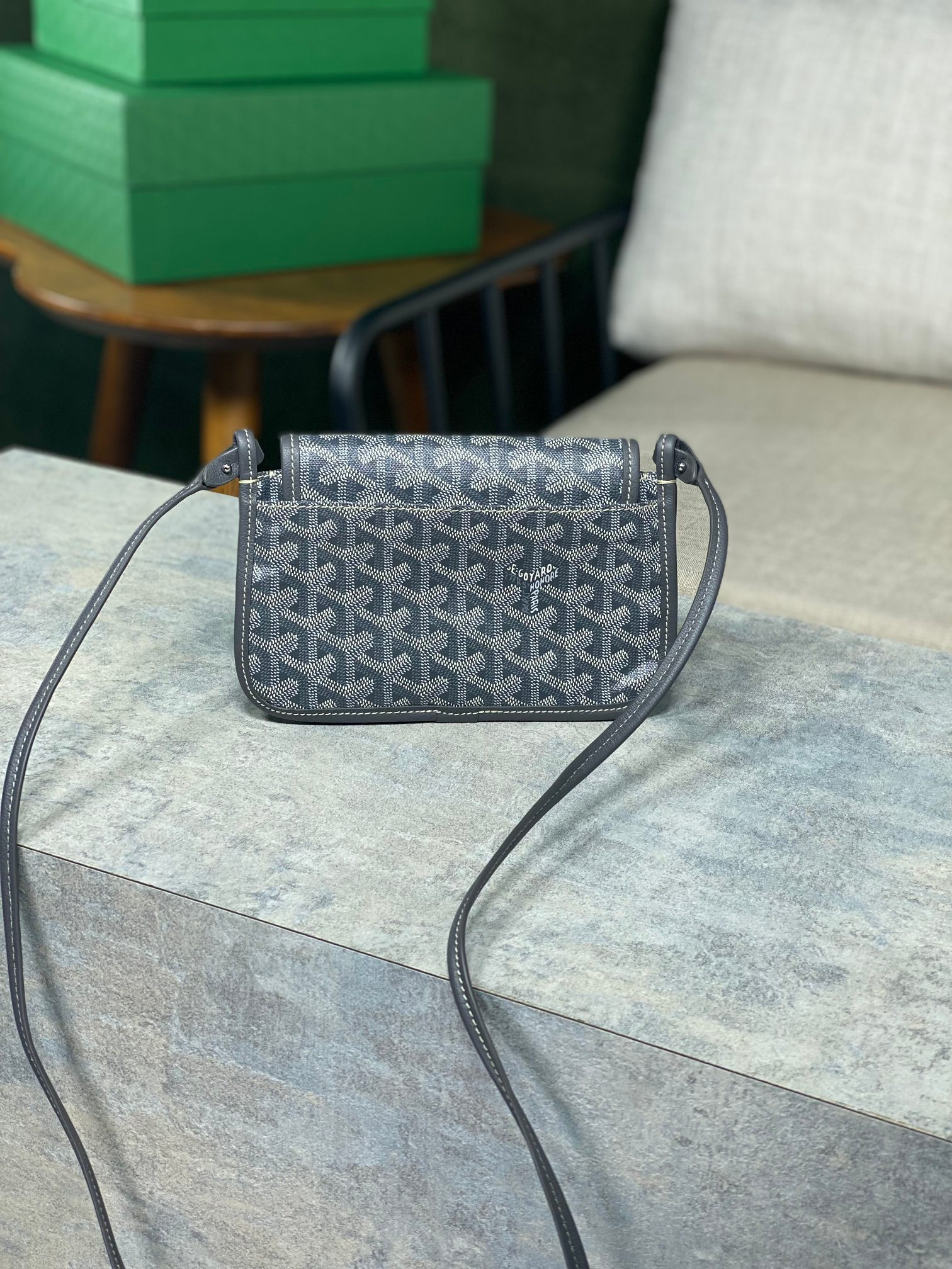 G09ard Plumet Pocket Wallet 21x14x2.5cm