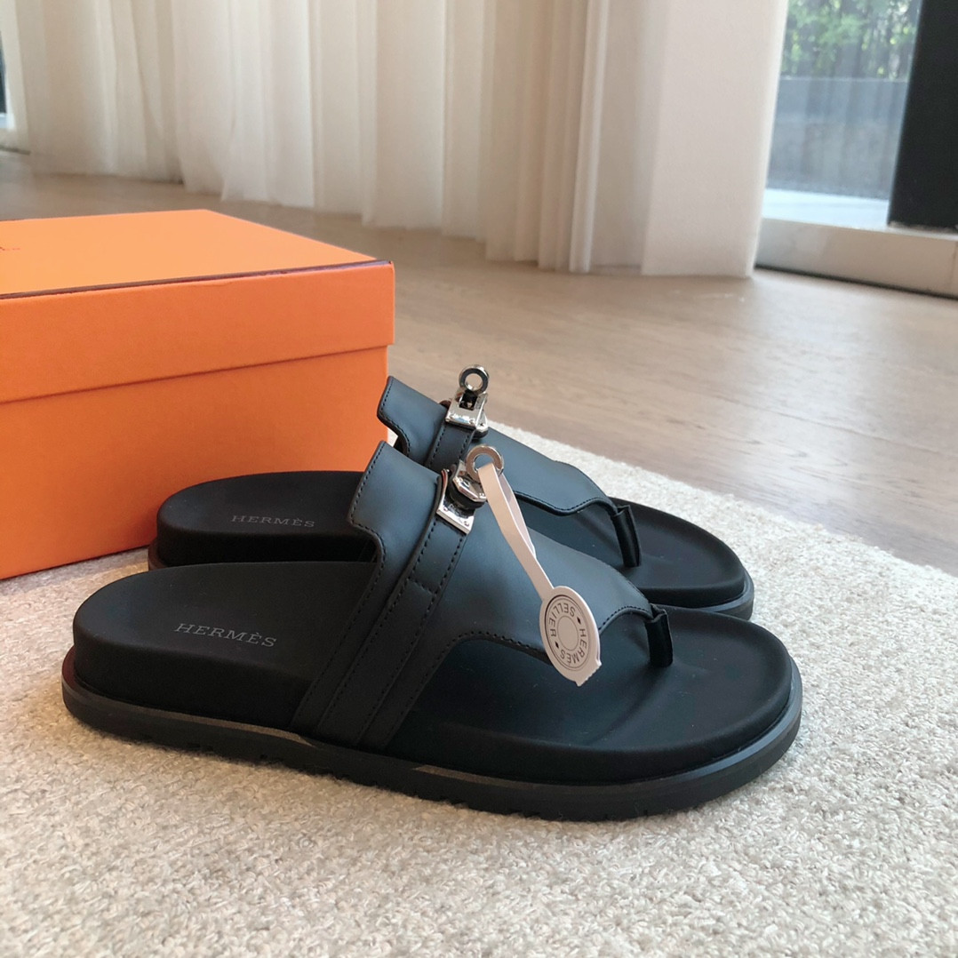 UA H**me5 Empire Sandal