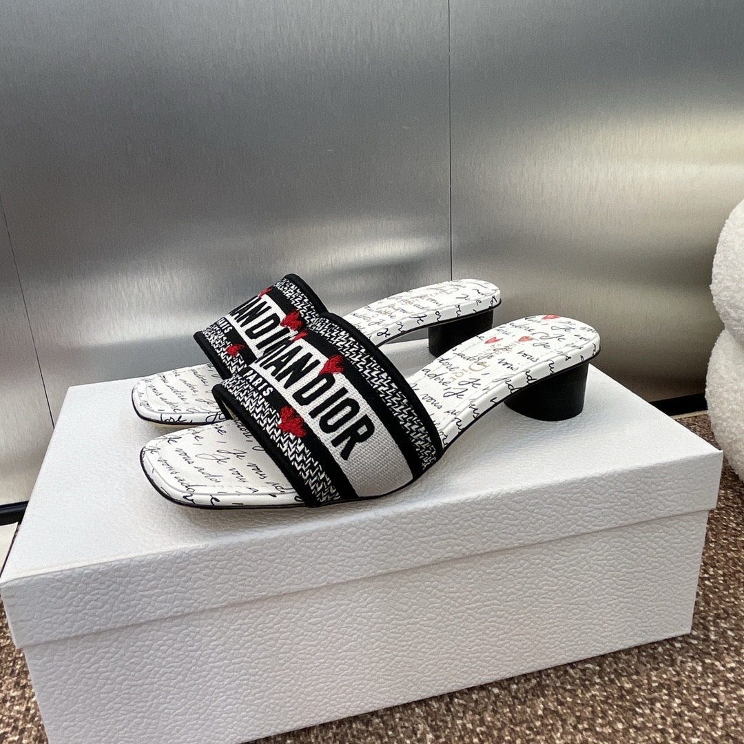 UA D10ramour Dway Heeled Slide