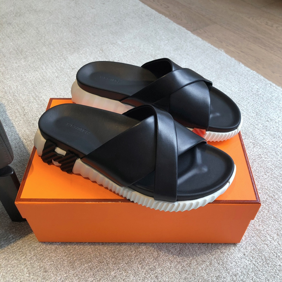 UA H**me5 Infra sandal