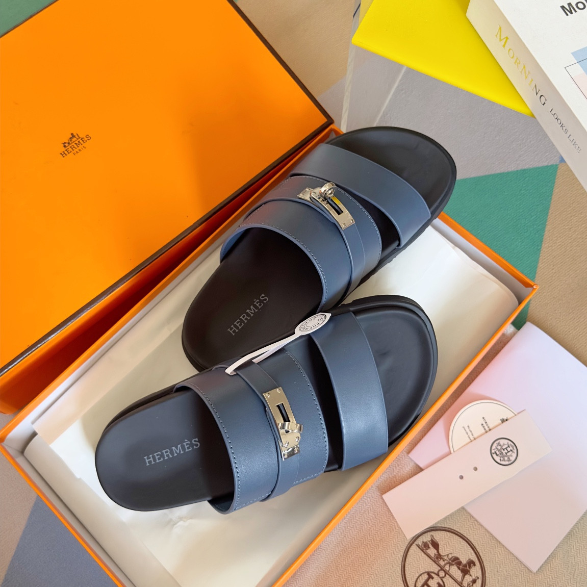 UA H**me5 Jackson sandal