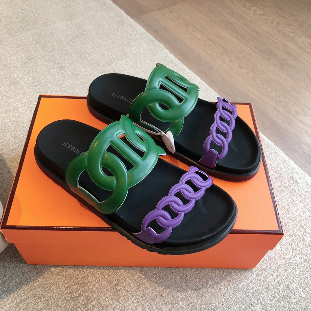 UA H**me5 Extra sandal