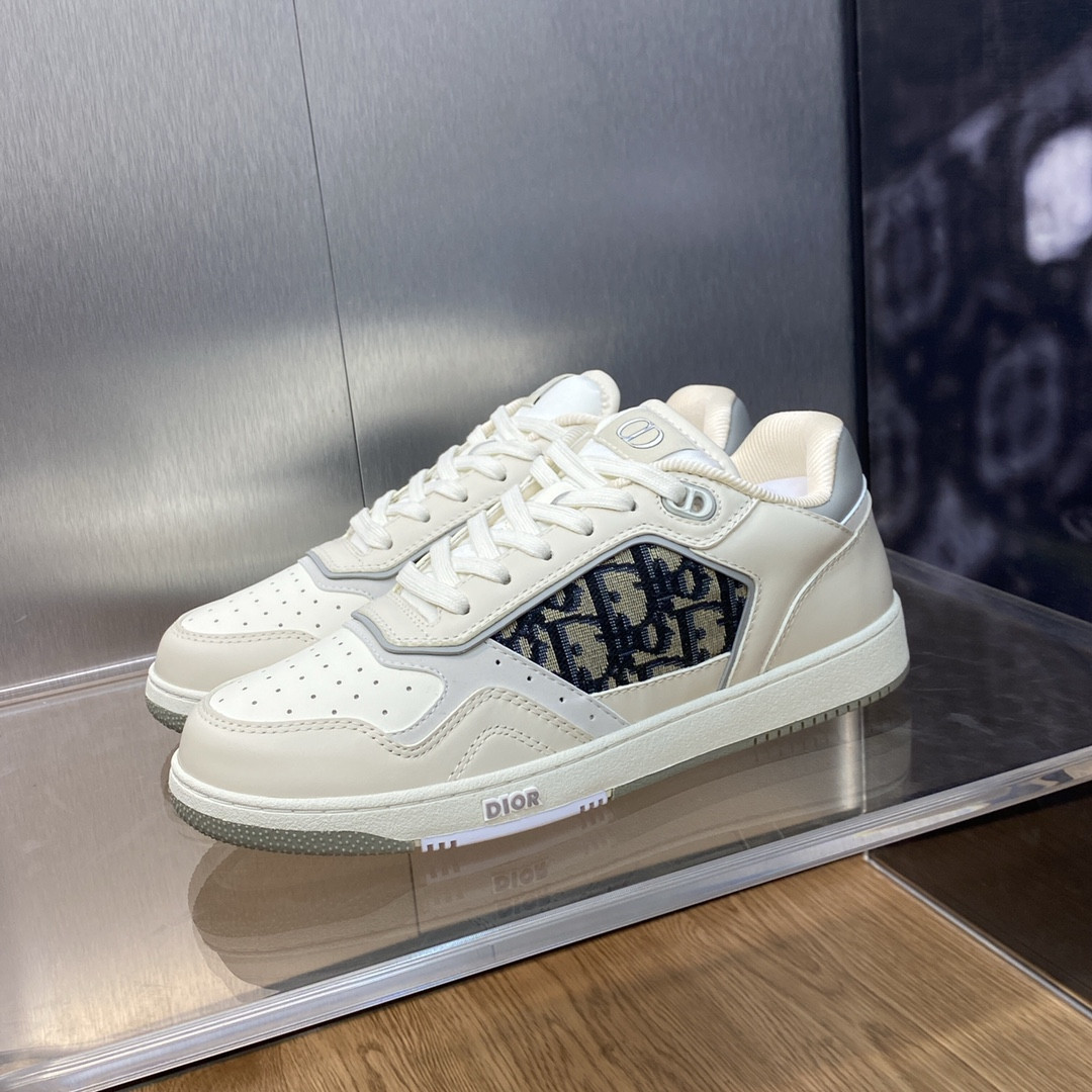 UA D10r B27 Sneaker