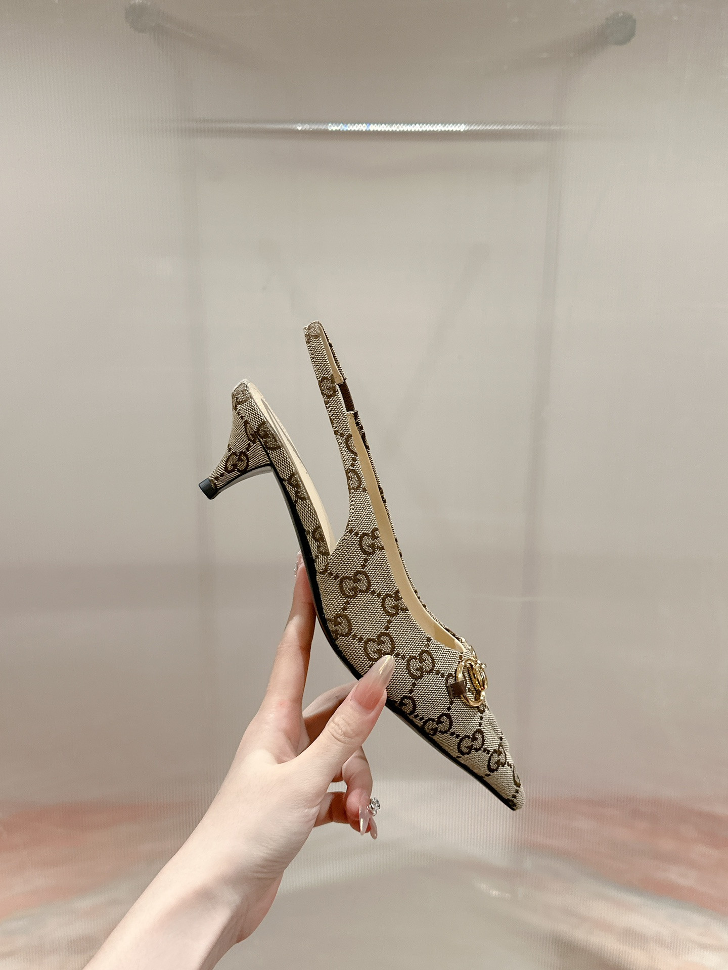 UA Gvc*1 HORSEBIT SLINGBACK PUMP LOW HEEL