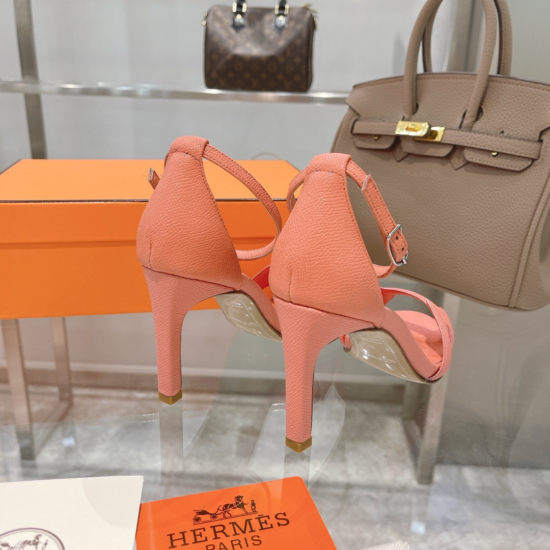 UA H**me5 Heeled Sandal
