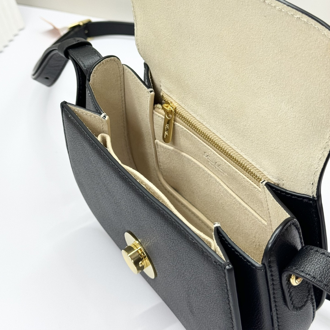 L0r0 P1ana Mini Ghiera Bag 18x13x7 cm