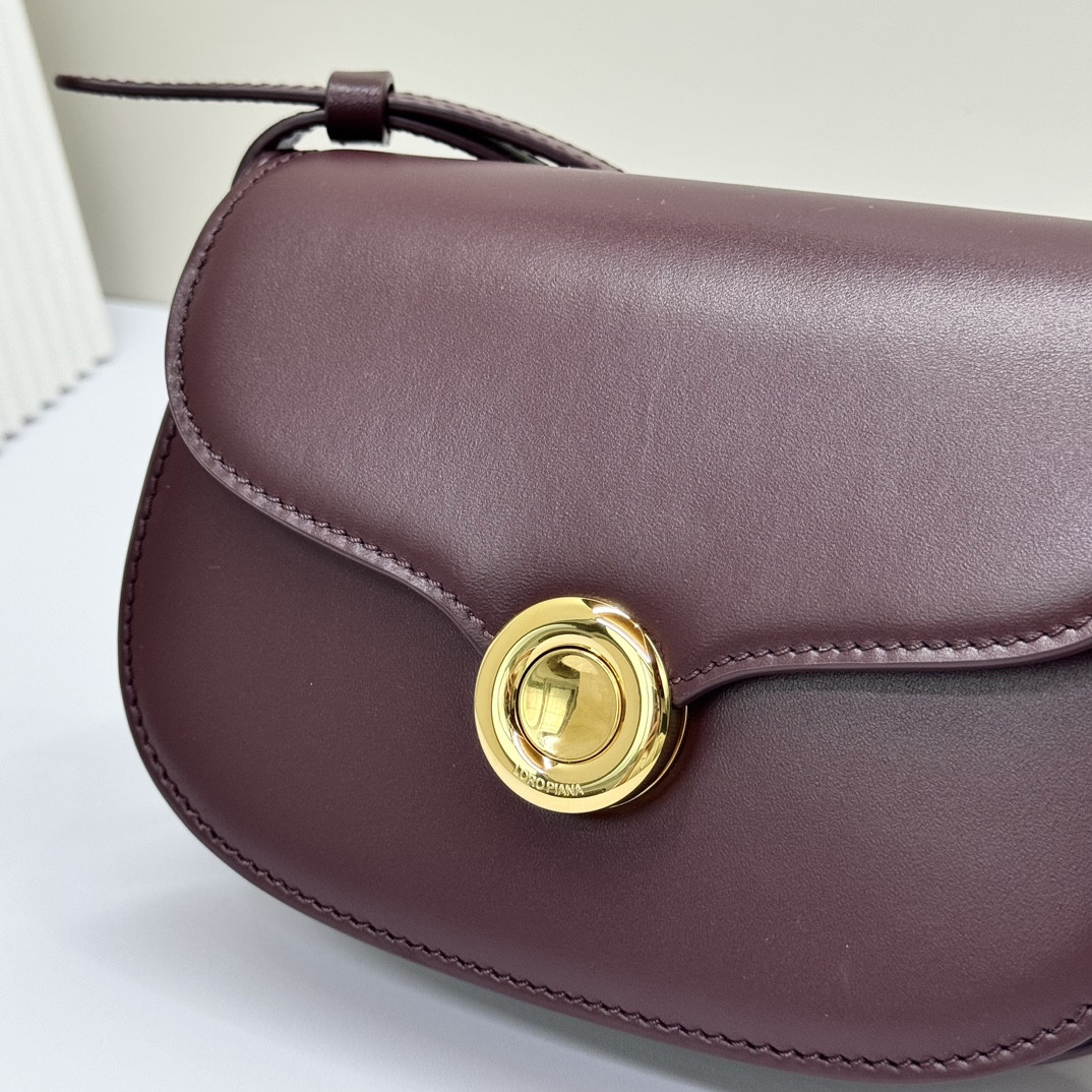 L0r0 P1ana Mini Ghiera Bag 18x13x7 cm