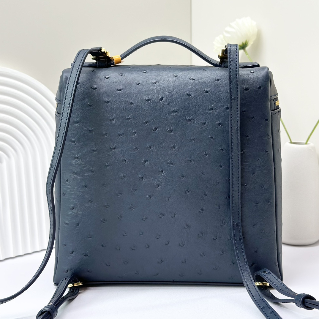 L0r0 P1ana Extra Pocket backpack L23.5 Ostrich-grained Leather 23 x 21 x 8 cm