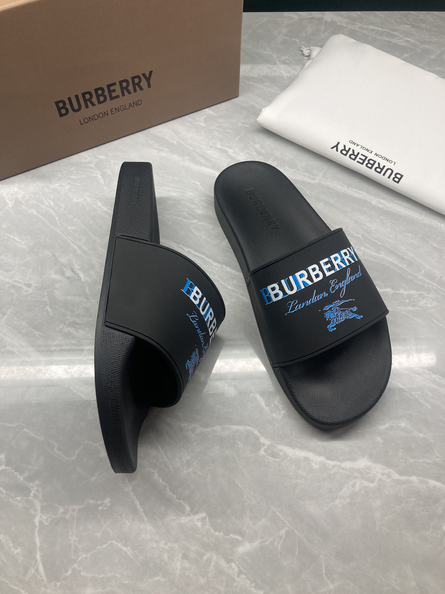 Bv*b*rry Slides