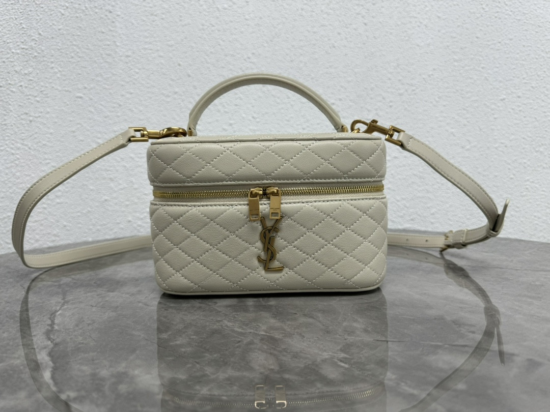 Y51 GABY VANITY BAG IN LAMBSKIN 18 X 11 X 6.5 CM