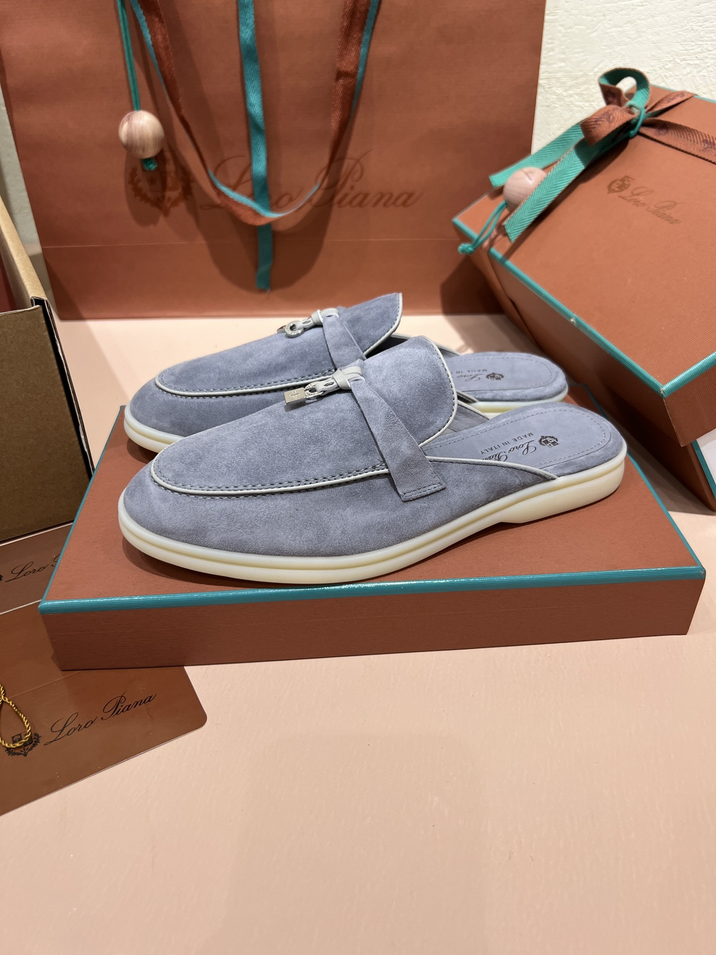 UA L0r0 P1ana Babouche Charms Walk Loafers