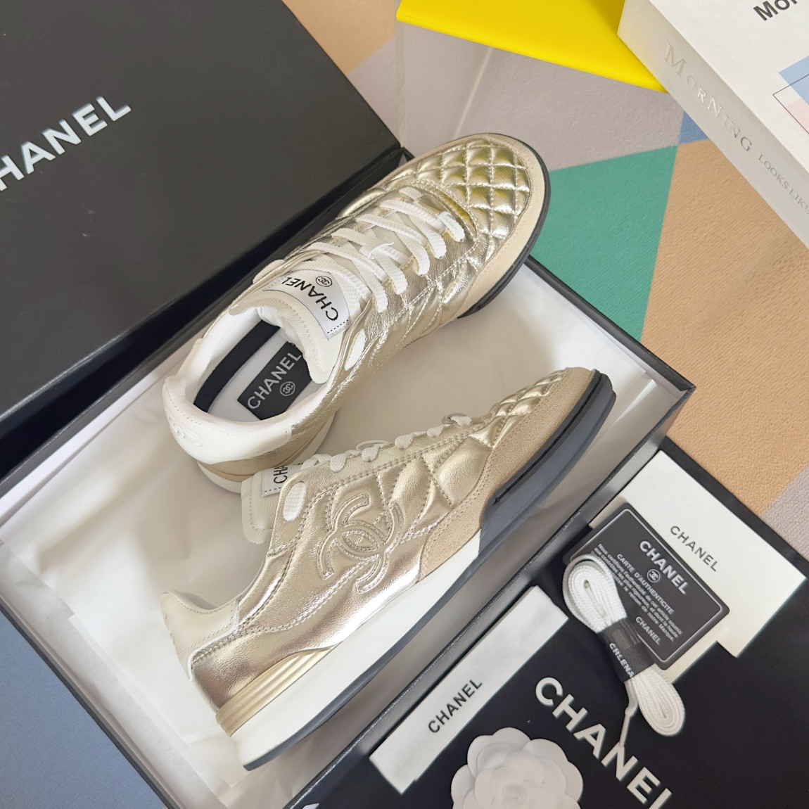 UA Ch**el SNEAKER