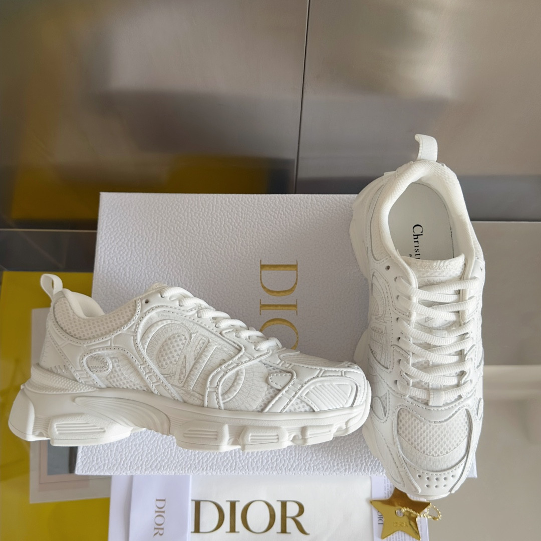 UA D10r Chrono Sneaker