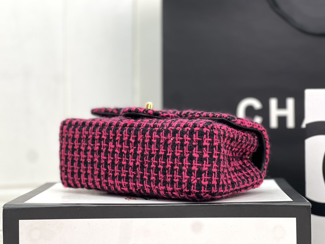 Ch**el Classic Flap Bag 20cm