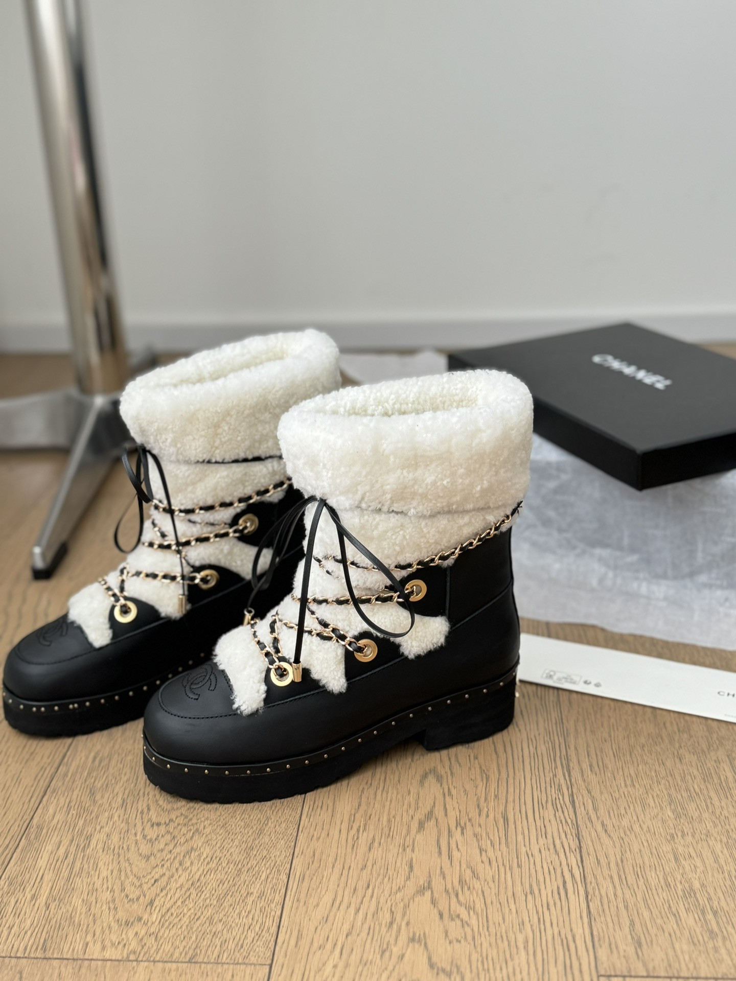 UA Ch**el Snow Boots