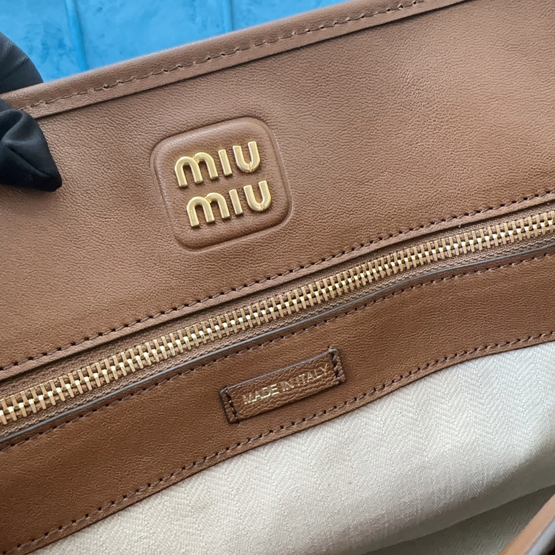 M1v M1v aventure nappa 31x40x13cm
