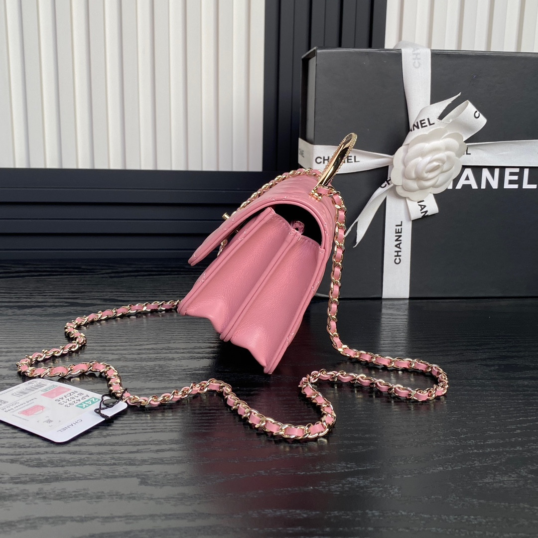 Ch**el Clutch With Chain   19cm