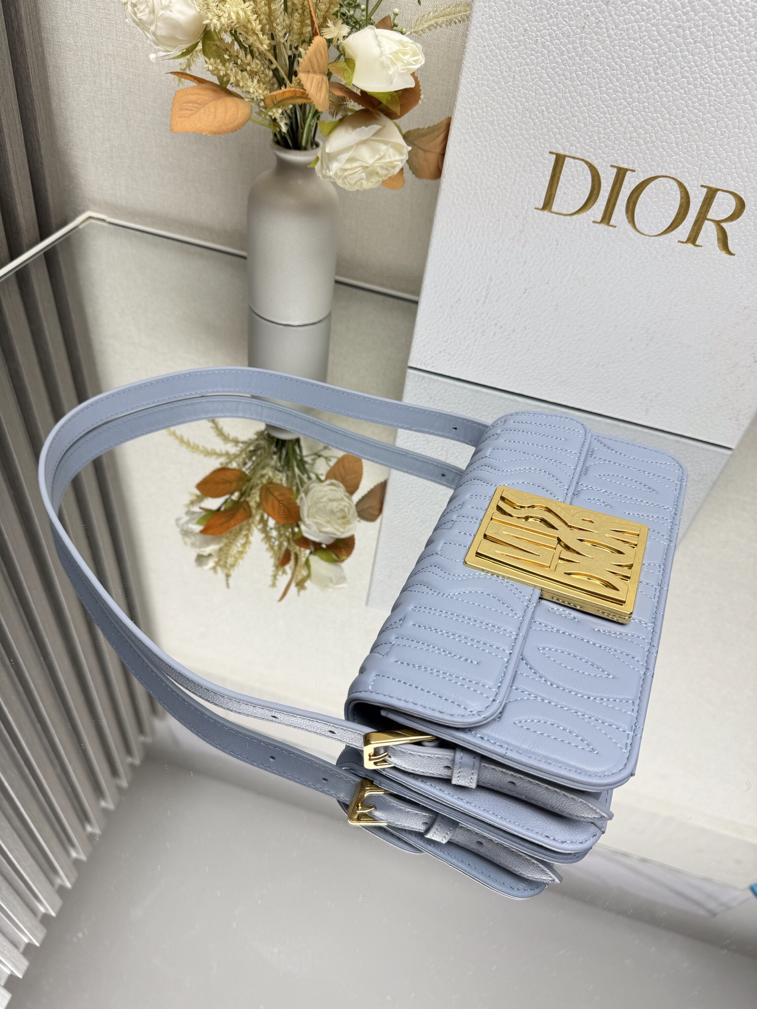 D10r Miss D10r flap bag 22 x 11 x 6 cm